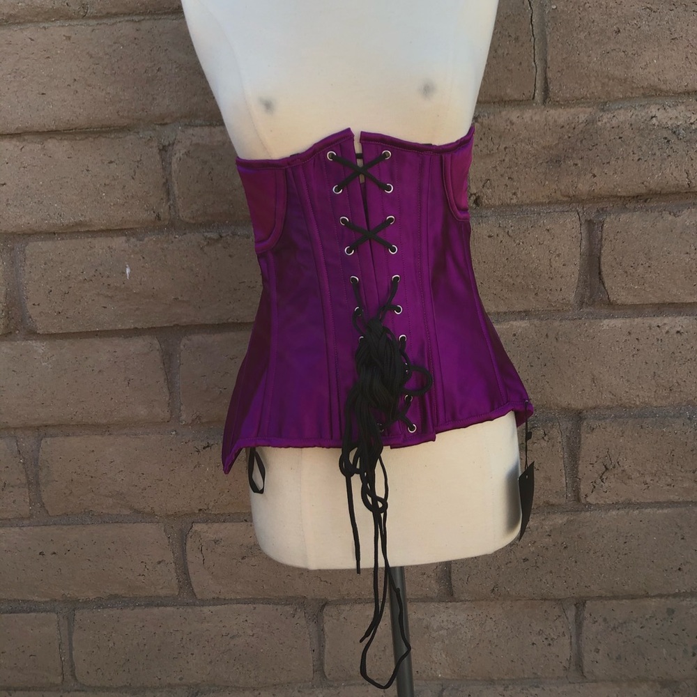 Small corset